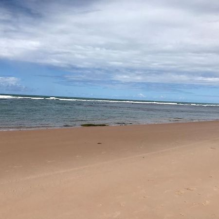 Flat Guarajuba Beira Da Praia Pe Na Areia Екстер'єр фото